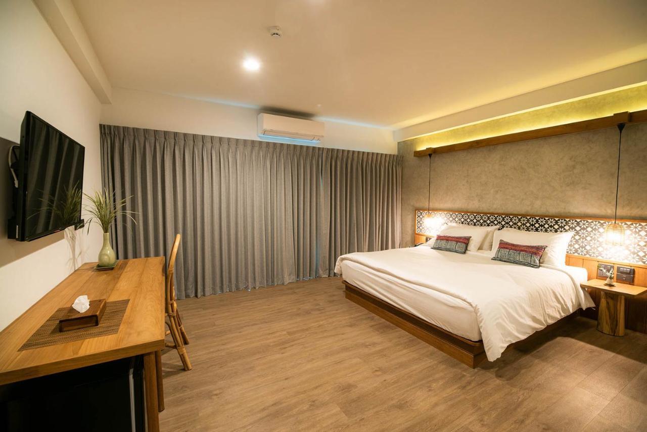 Himku Hotel - Adult Only Chiang Mai Esterno foto